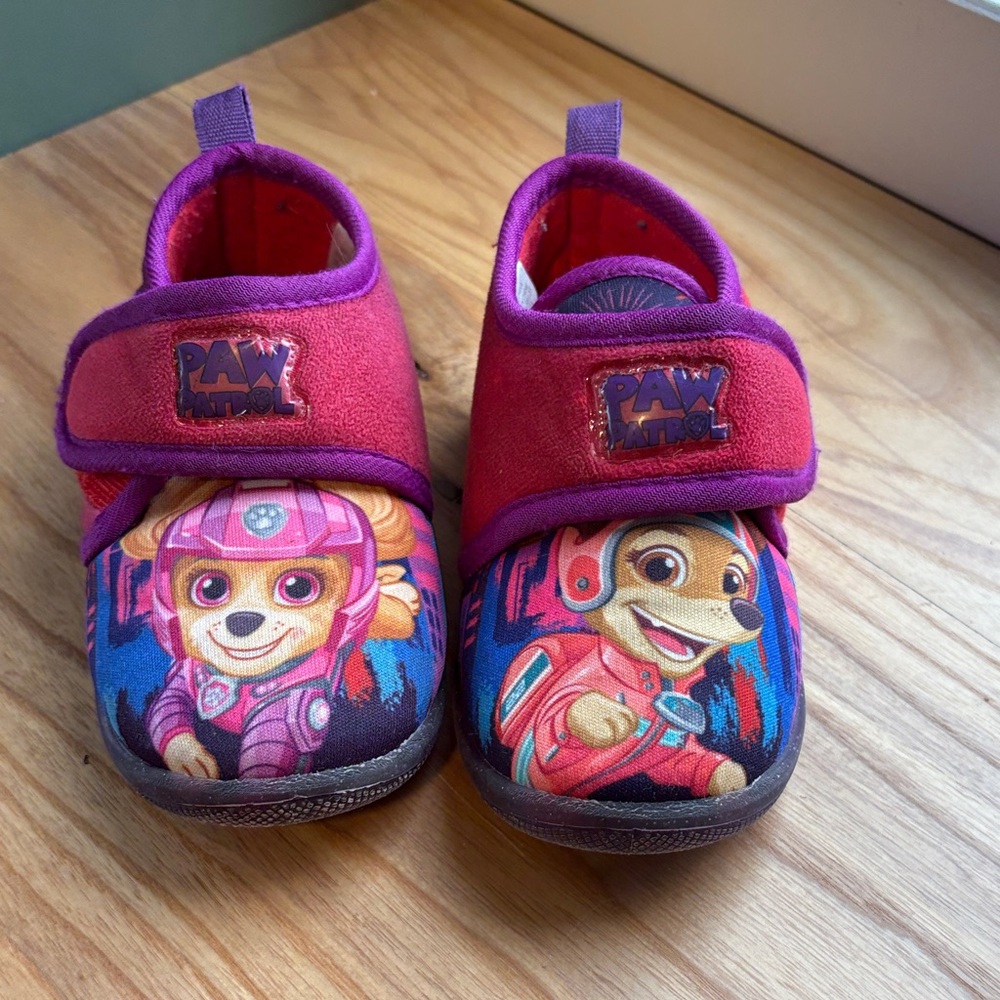 Paw Patrol Kids Slippers - Red and Purple